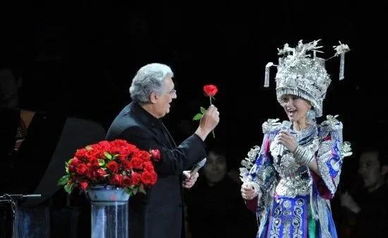 还记得唱《辣妹子》的*祖英宋**吗,她如今过得怎么样?