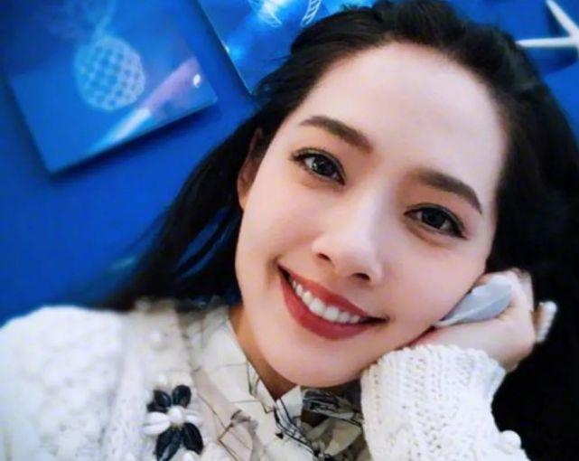 郭碧婷几月份结的婚,郭碧婷还没领证