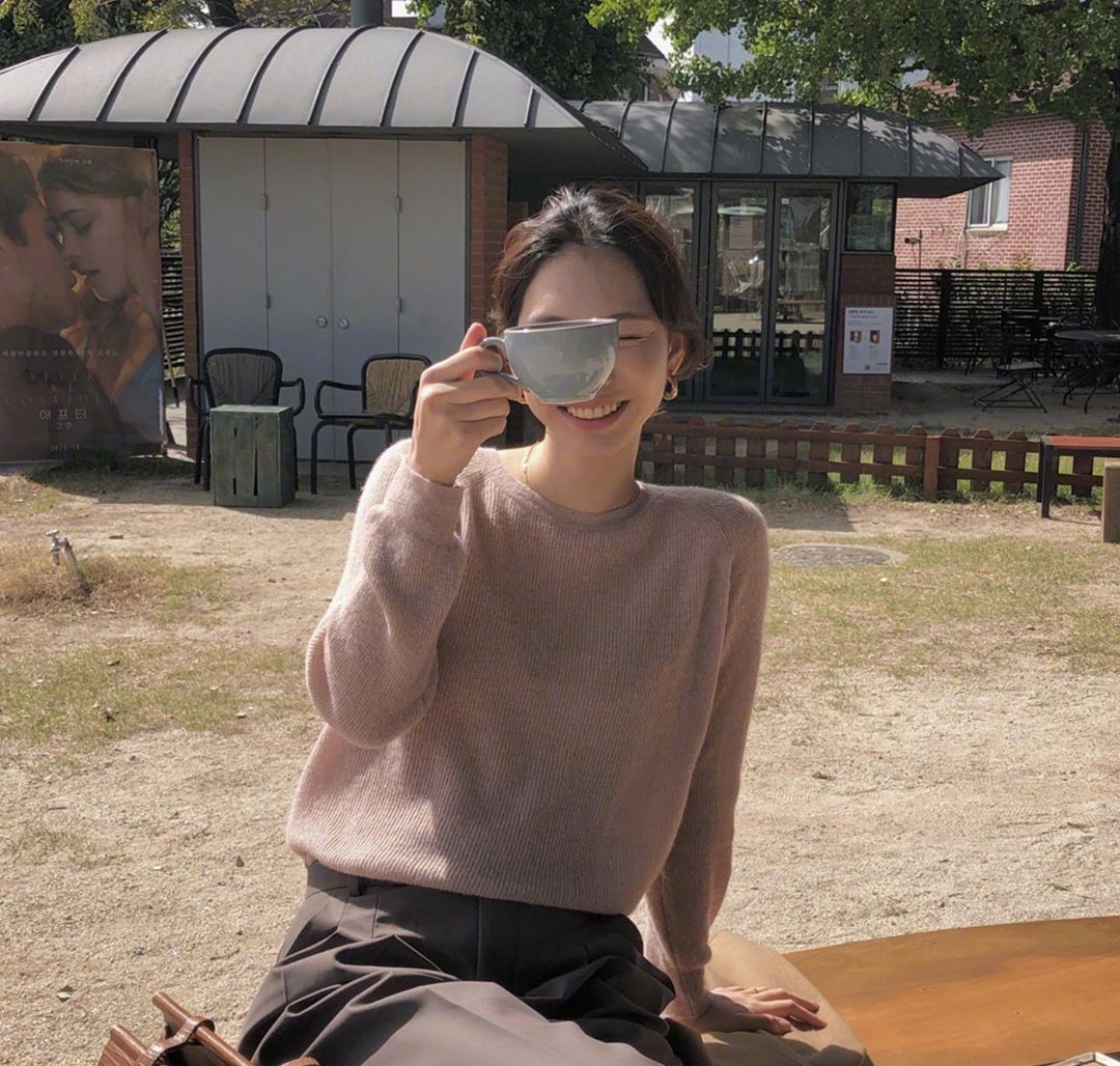 一款最流行的奶茶色,charlottetilbury奶茶色