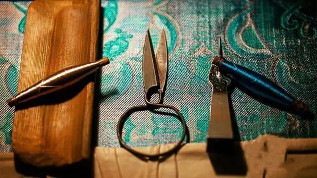 西阵织和缂丝的区别,西阵织正绢和服