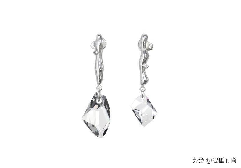 请接收这份张腾带来的国潮配饰搭配指南|中国风格·时尚微综艺