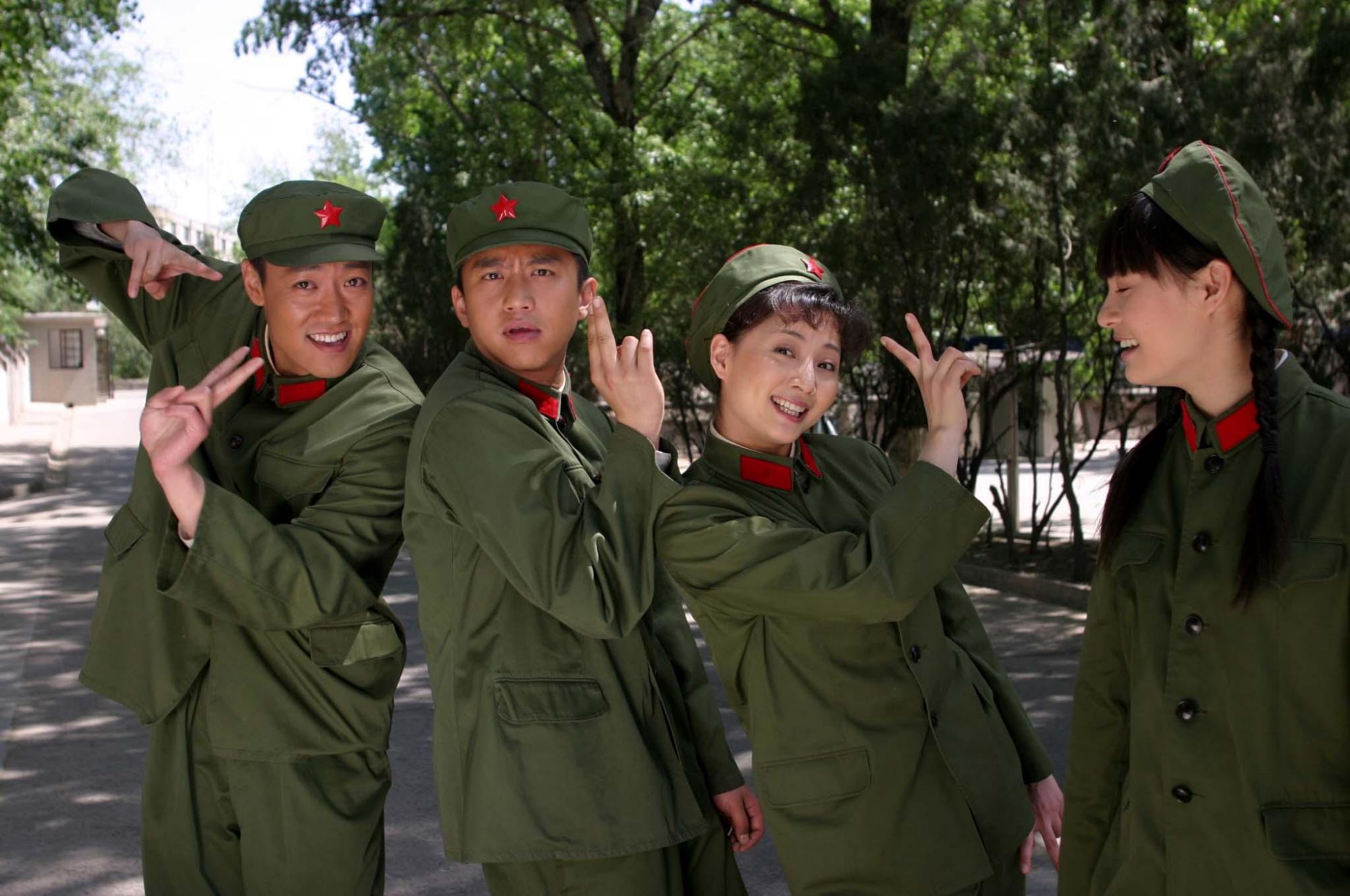 65式军服到现在换几套军服了,明星穿的军装大全