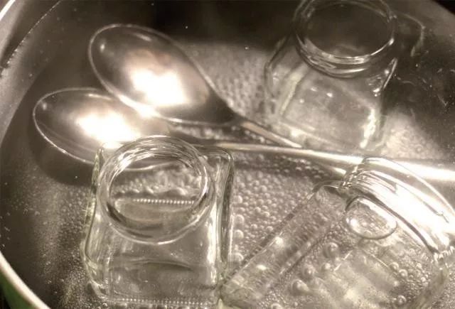 酒精消毒液怎么使用才正确,酒精消毒液的使用方法是什么