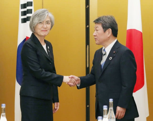 韩国民间还在*制抵**日货,韩国政府却准备与日本进行贸易和谈