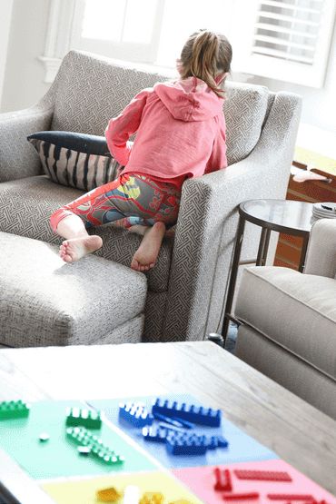 大人室内游戏大全活跃气氛坐着玩,超简单的室内小游戏