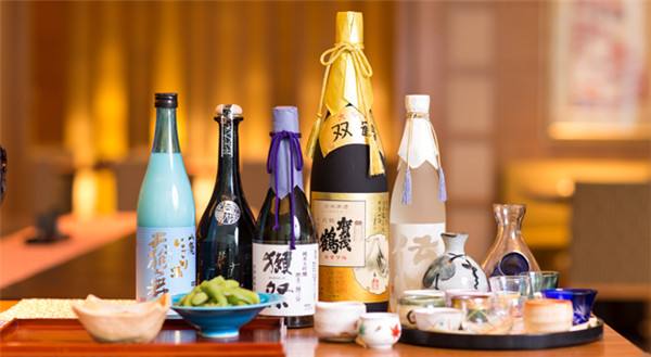 酸酸甜甜的“李子酒”，大名鼎鼎的日本清酒究竟有何传说？