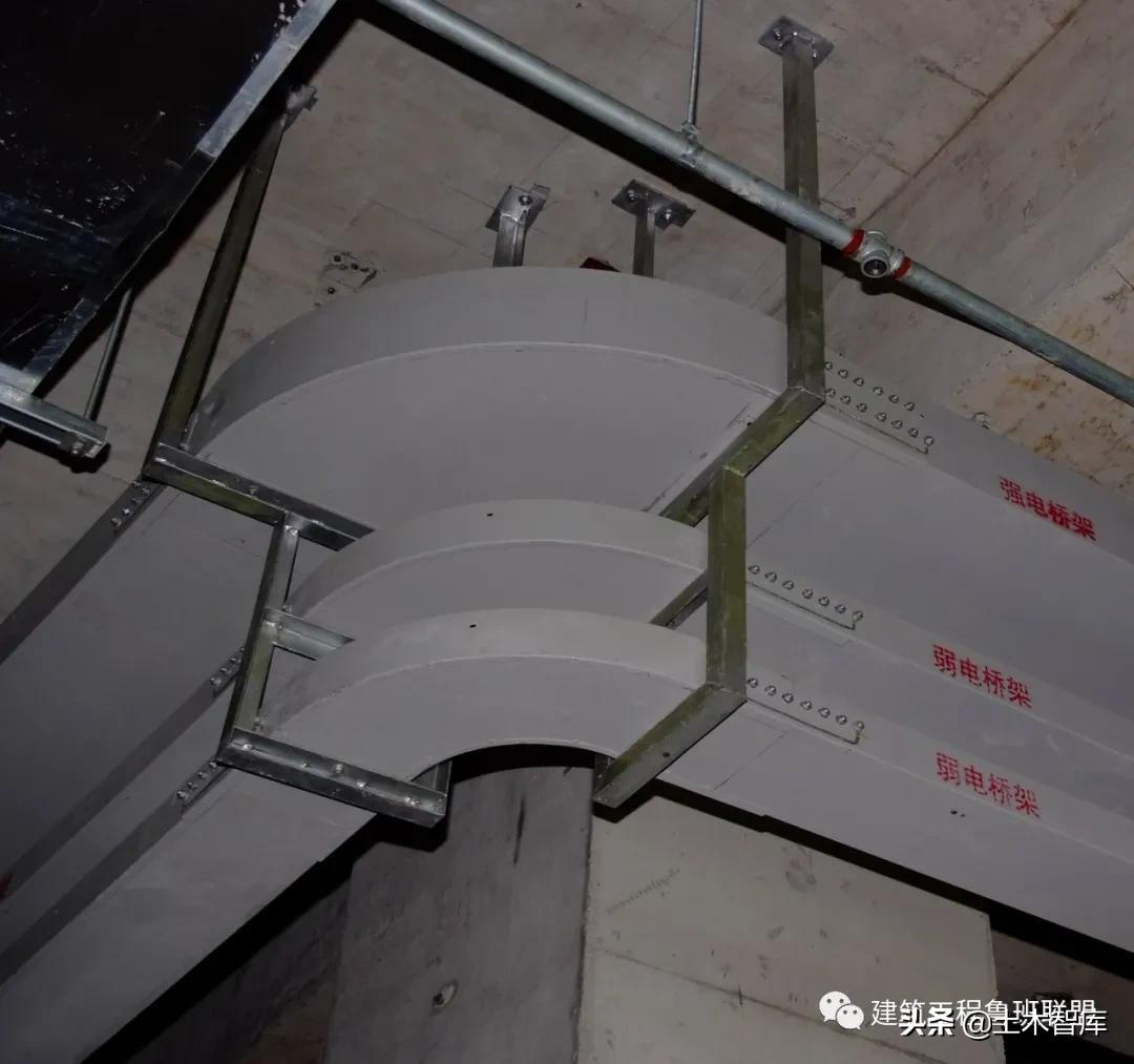 电缆桥架施工工艺图片,桥架电缆施工方法视频