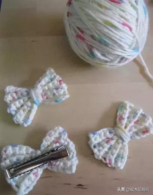 蝴蝶结的钩法教程全过程,金边蝴蝶结钩针详细教程图解