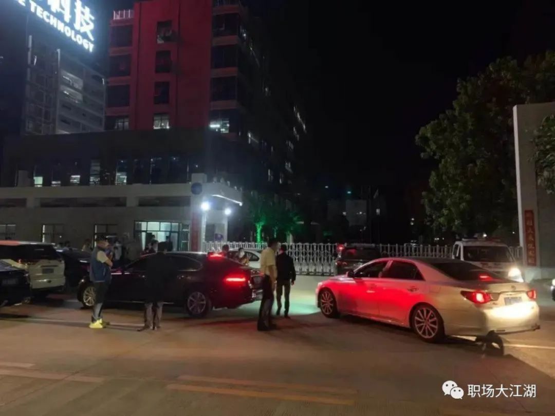 一个口罩工厂老板的自述,生产口罩创业失败的小伙