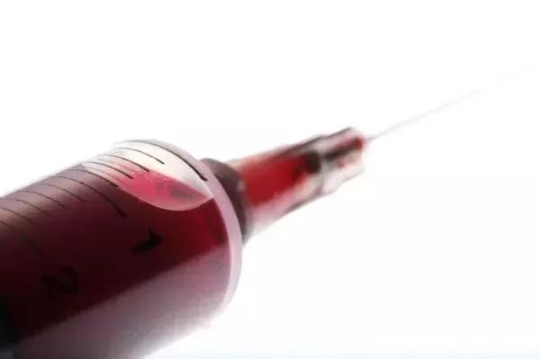 水手坠海身亡真相,海上船员被杀真实事件