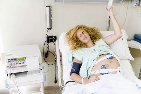 姣嶇嫍涓翠骇鍓嶇殑寰佸厗,涓翠骇鍓嶄竴鏄熸湡寰佸厗