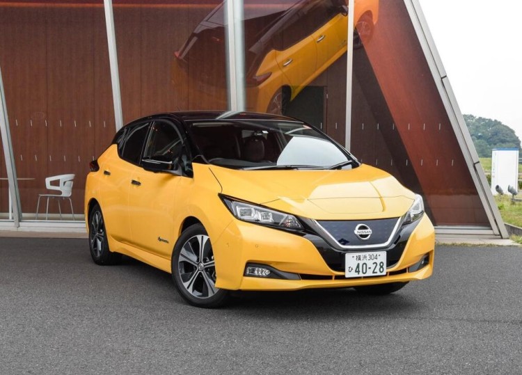 睁大眼睛看看,睁大眼看看视频