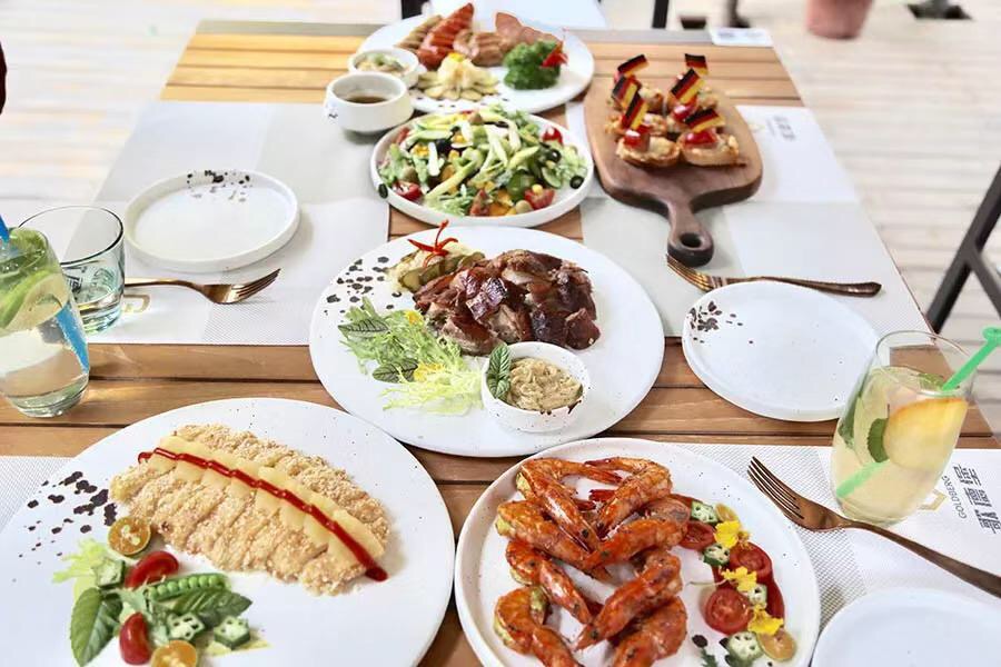 兰州不得不去的花园餐吧,兰州啤酒花园餐吧