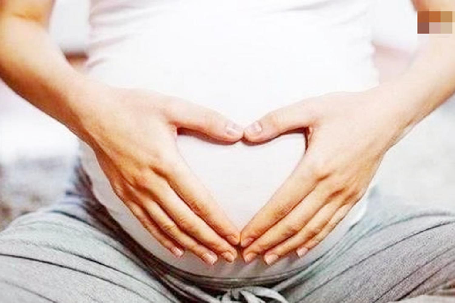 刚怀孕吃什么胎儿发育好,怀孕营养过剩胎儿发育快