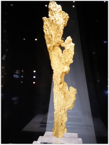 黄宝石矿物晶体,世界顶级的天然矿皇宝石