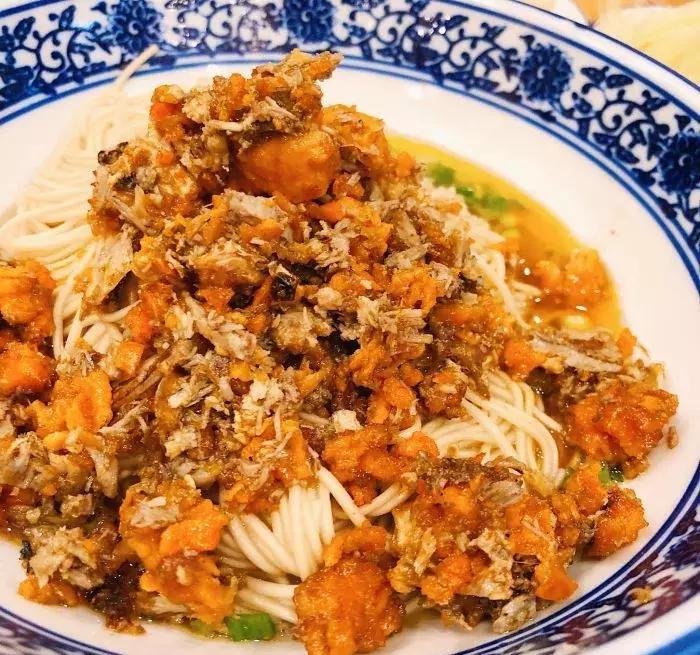 不输阳澄湖的大闸蟹鲜到上头,金秋时节的大闸蟹太美味了