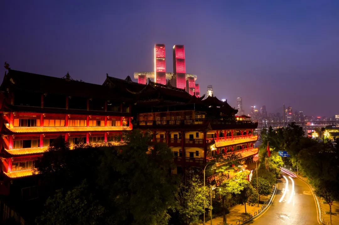 2470f2.8镜头拍出来效果,28mmf2.8镜头适合拍什么