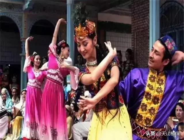 新疆的图木舒克市在什么位置,新疆的图木舒克是在北疆还是南疆