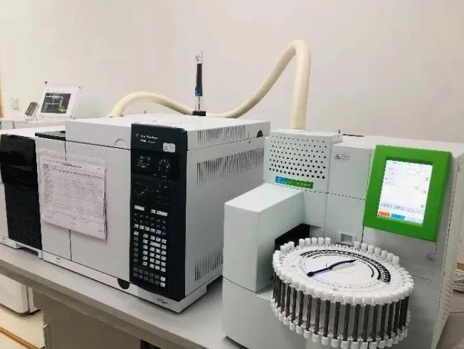 鑾辫尩婕嗗拰绔嬮偊,鑾辫尩璁よ瘉绔嬮偊