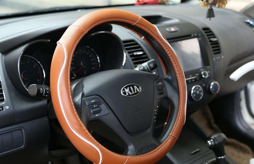 车上必备这六个小物件,车上装饰品摆件会被罚款吗