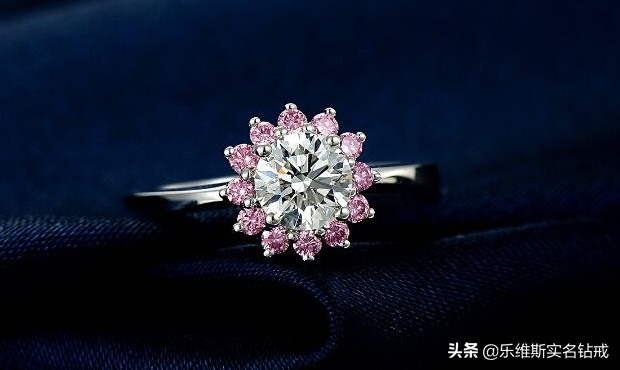 铂金戒指900和950戒指相差多少钱,铂金戒指价格一般多少钱合适