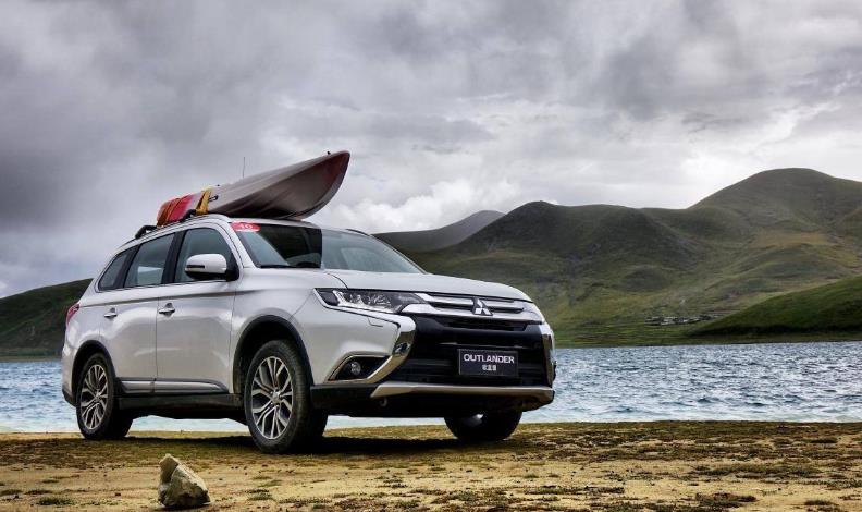 欧蓝德命真硬!月销稳在4296台,网友:大排自吸+四驱,快稀缺了