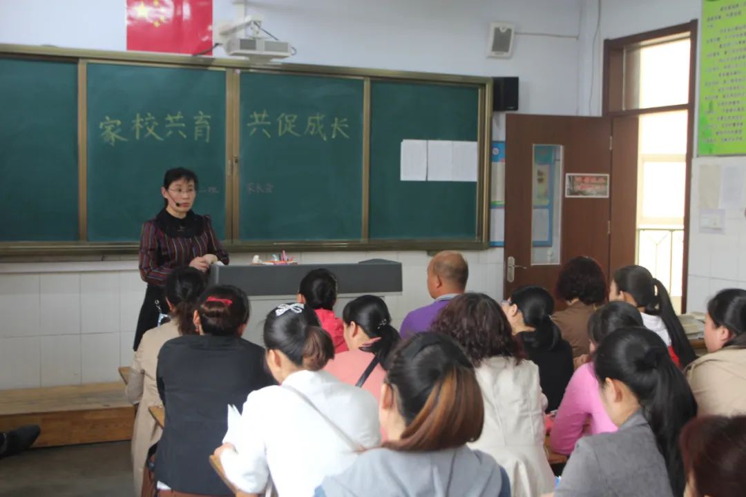 课后服务提质增效|莒县二小：“经典诵读+”，为“正雅”少年培根铸魂