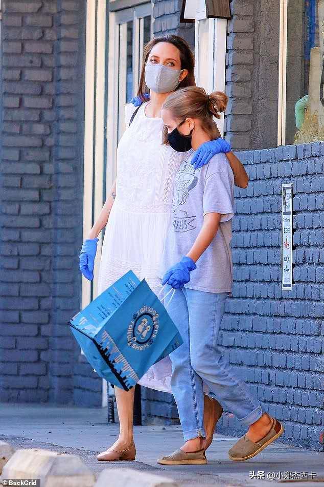 邓文迪的600亿身价,邓文迪最新直播