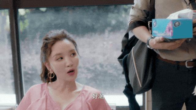 关于她的每场撕X,都会走向同一个神奇结局