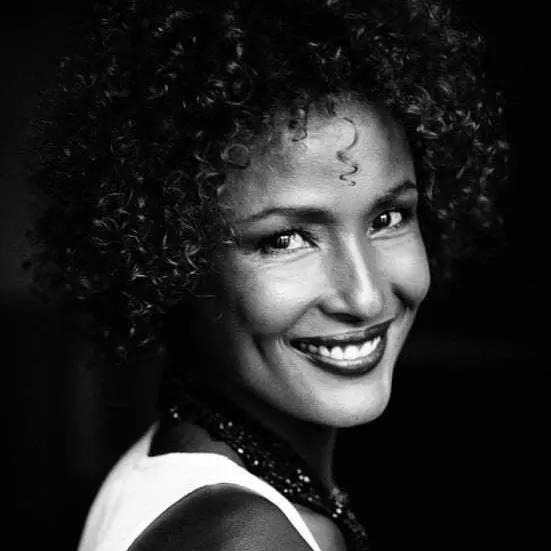 割礼，烫胸，还有哪些让人极思细恐的陋习！