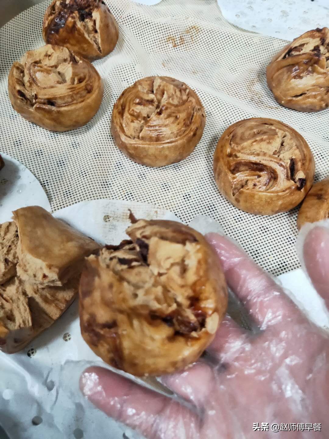 300克面粉放多少酵母发面做包子,包子发面1000克面粉和水的比例