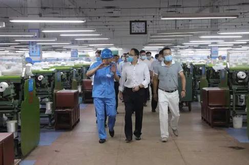 现金694.4亿,无短期偿债压力,奥园郭梓文大手笔拿地底气足