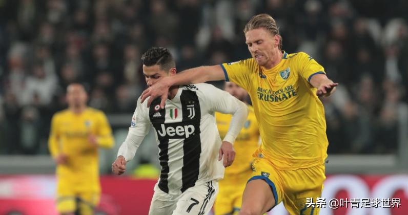 37岁c罗高光表现逆转比赛,34岁c罗再次演绎暴力1v5过人