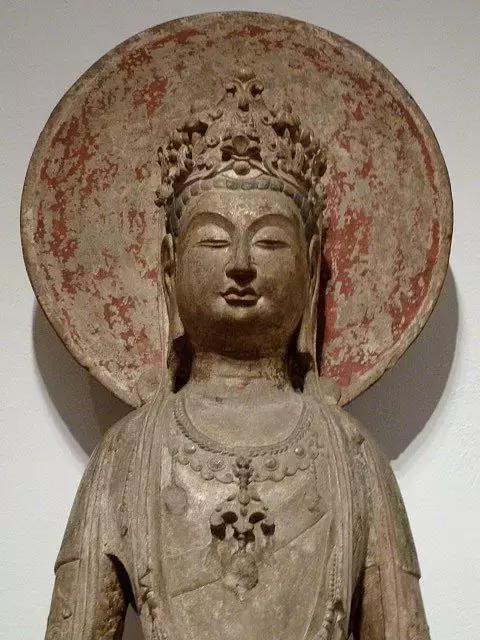 十大精品木雕佛像图片,清中期木雕佛像图片大全