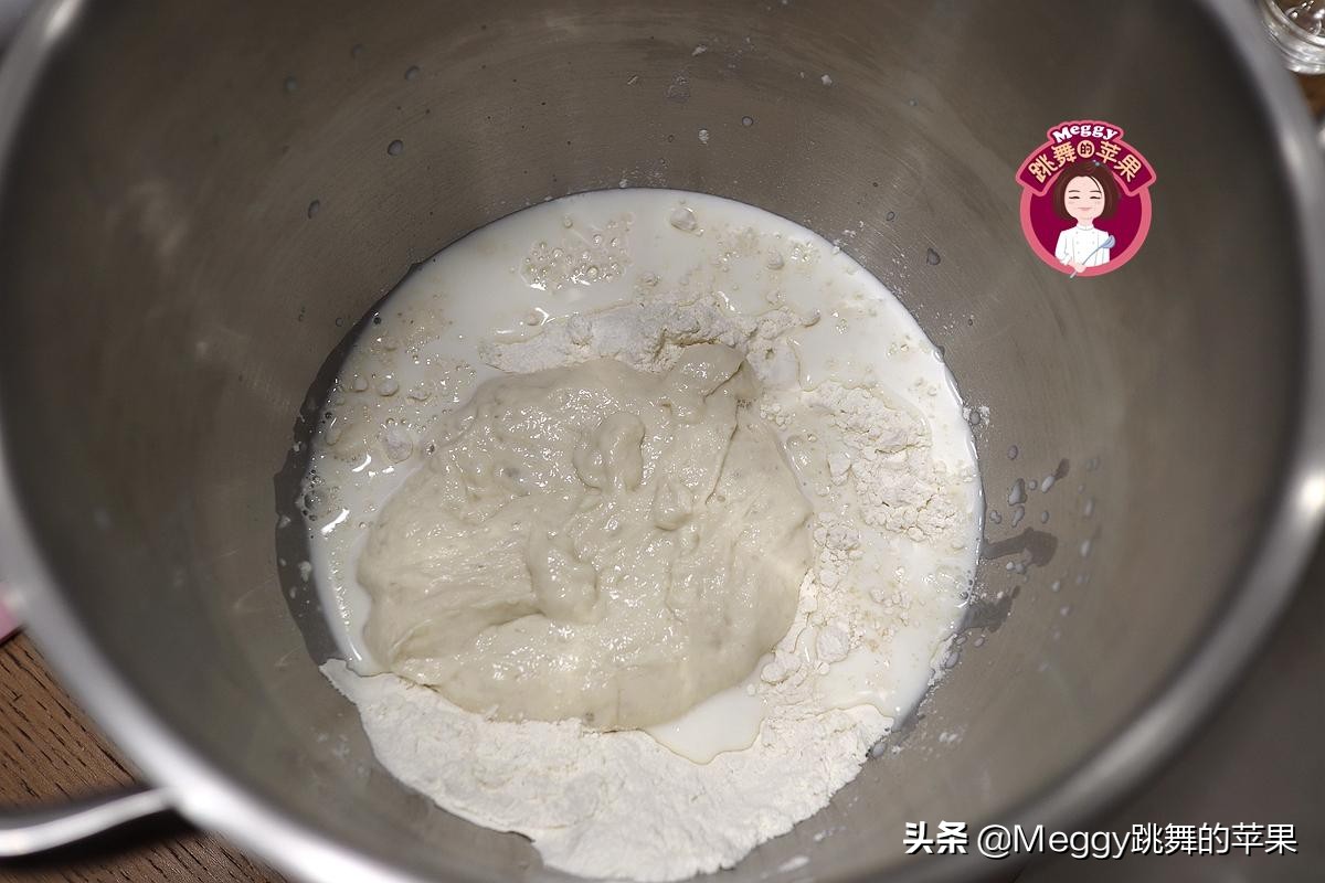 好吃的拉丝大面包看完你学会了吗,怎样用面包机做出松软拉丝的面包