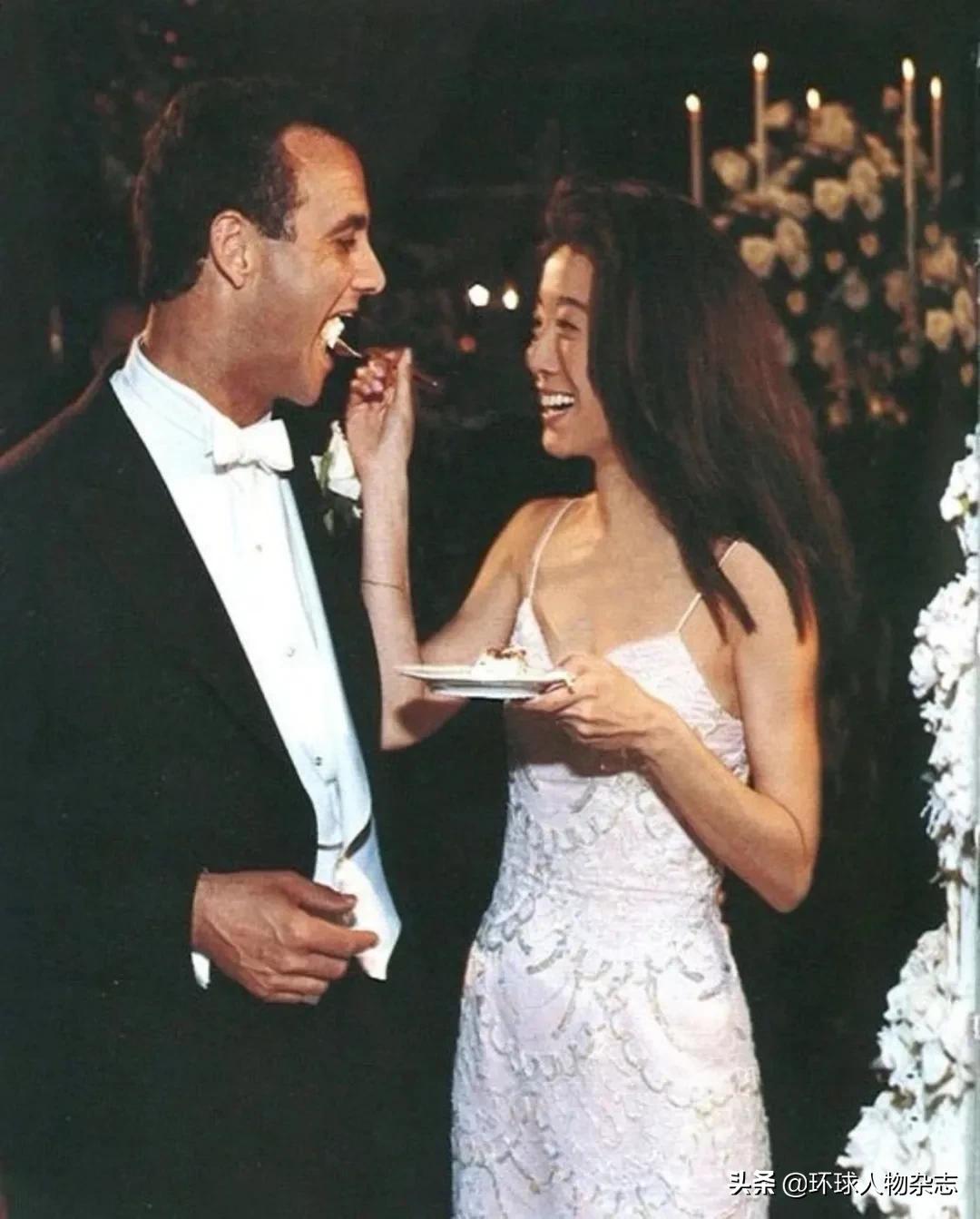 72岁P成27岁？潇洒的“婚纱女王”大可不必为容貌焦虑