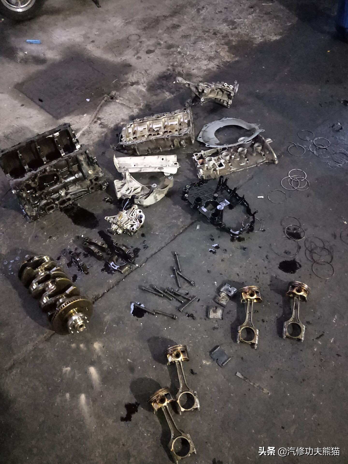 奥迪q3治理烧机油,奥迪q3烧机油多少公里正常