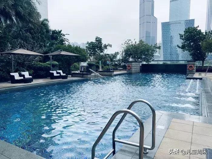 深圳游泳培训班哪家最好,深圳哪里有游泳培训班