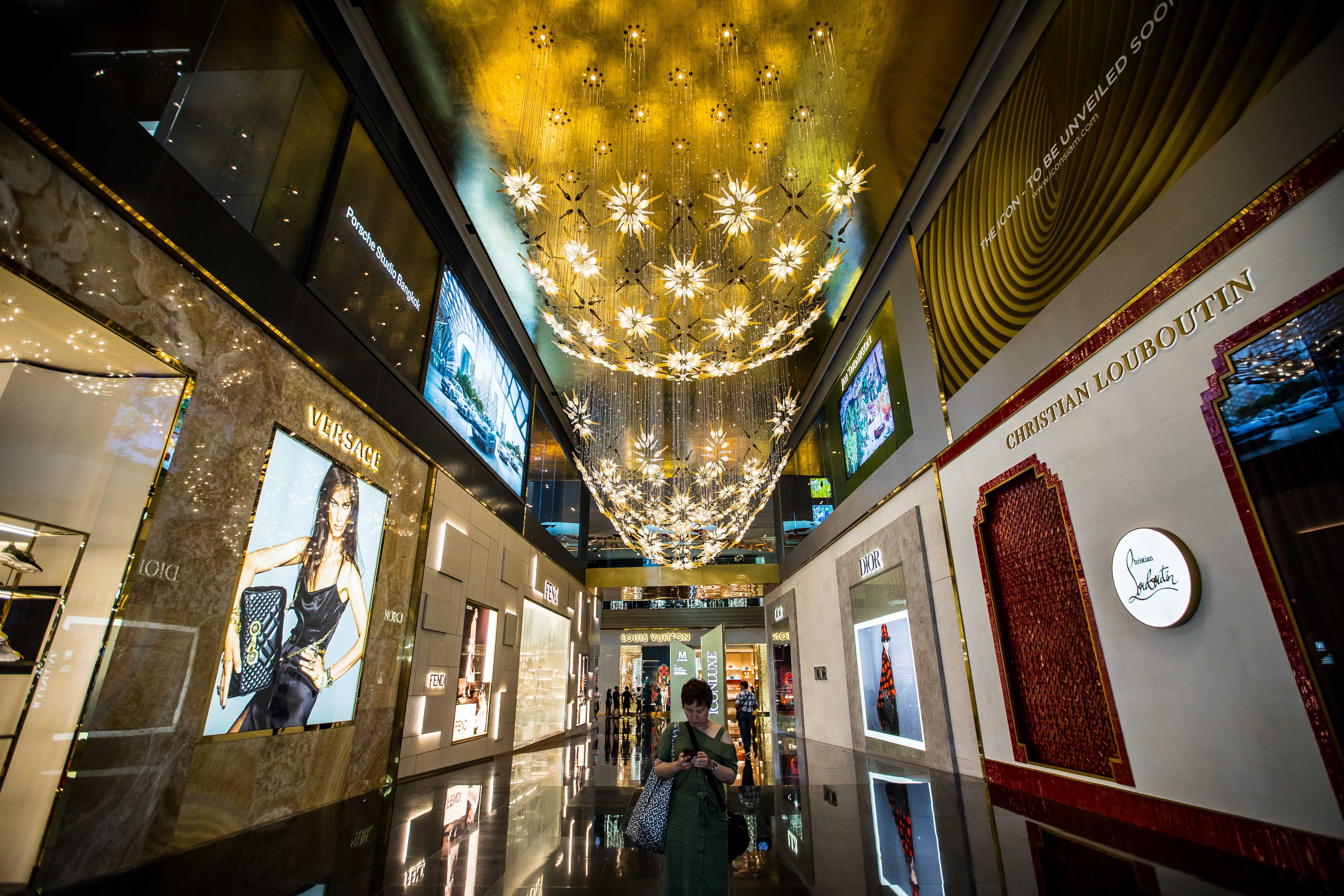 来曼谷旅游线路怎么走,来曼谷去哪里买衣服