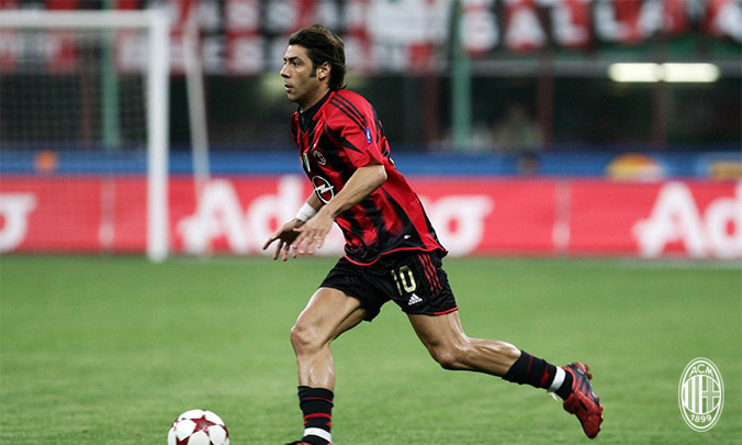 米兰前腰位置再度升级,在米兰可以做的事