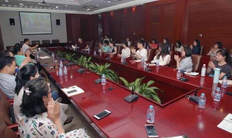 在人民日报上班都干啥,在人民日报社上班有什么好处