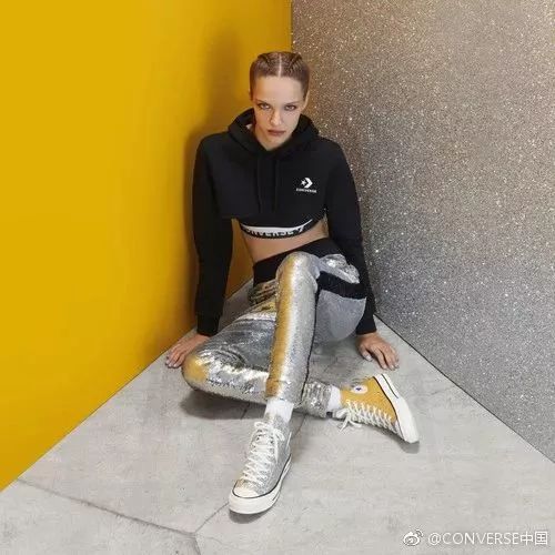 moschinohm合作款,hm和星际联名