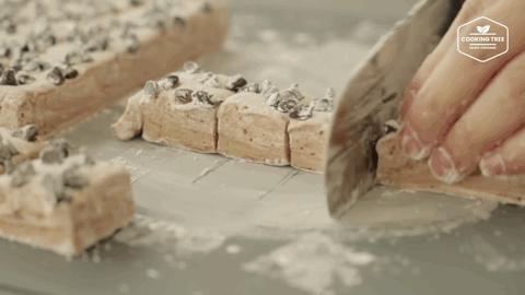 这次,韩国私房又研发新款网红小单品!巧克力流沙款哦