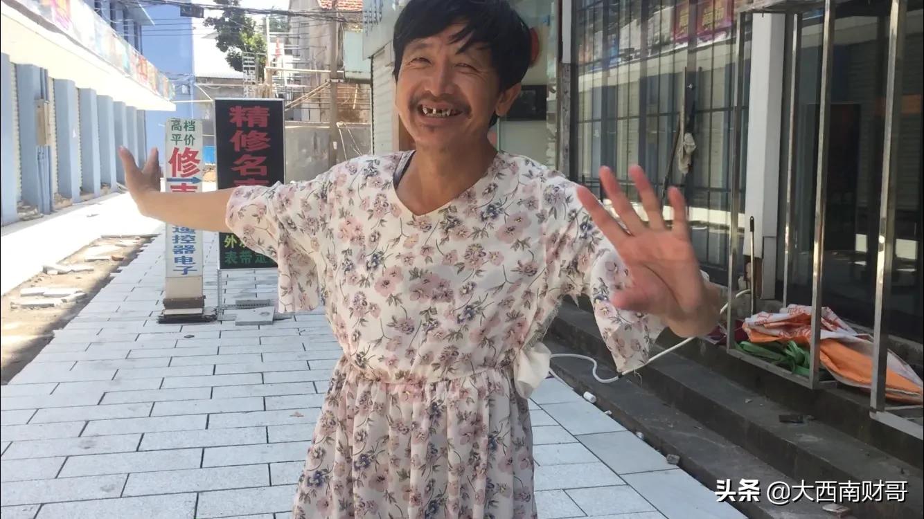 横店群演疯疯癫癫,横店群演现状曝光懒汉的天堂