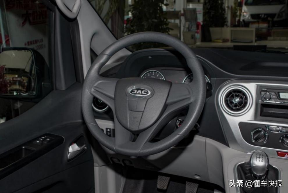 菱智m5和瑞风m5测评对比,江淮瑞风m3新款和东风风行菱智m5