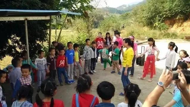 农庄经营模式一年能赚100万,农庄里什么项目最赚钱呢