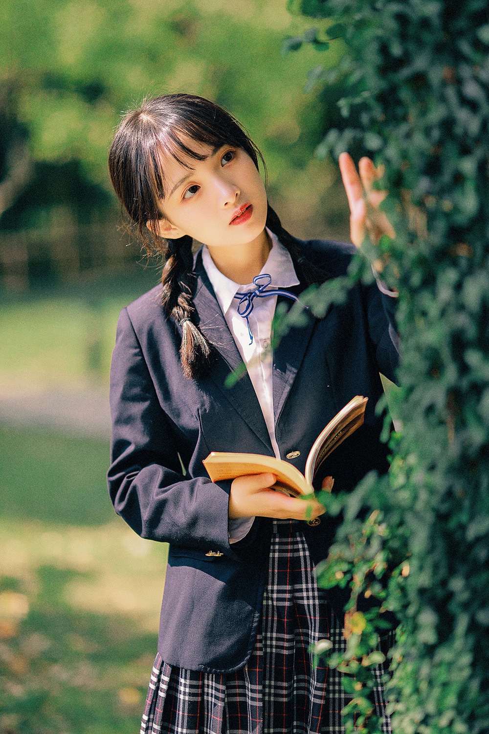 女生拍写真怎么拍出高级感,女生拍照写真技巧有哪些