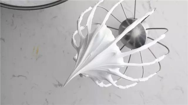 烘焙蛋清打发需要多长时间,烘焙新手入门蛋白的打发