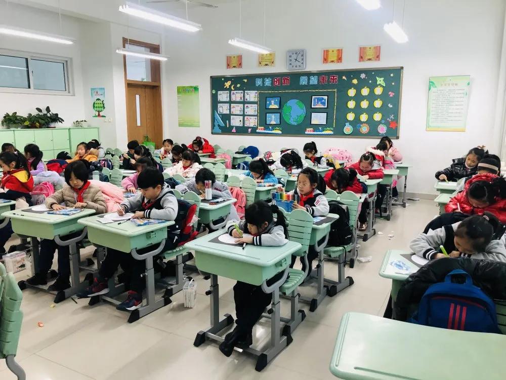小学有特色的社团活动课,胶州市第六实验小学运动会