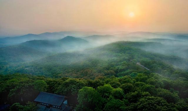 安徽九华山是哪里的景点,安徽九华山是旅游景点吗